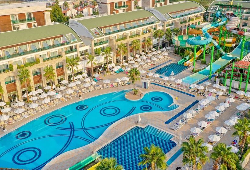 Crystal Waterworld Resort & Spa - Ultimate All Inclusive