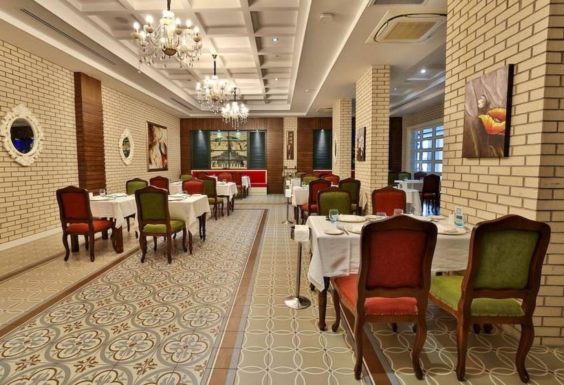 Crystal Waterworld Resort & Spa - Ultimate All Inclusive