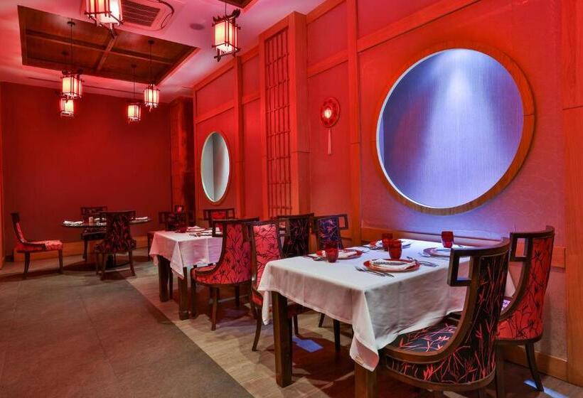 Crystal Waterworld Resort & Spa - Ultimate All Inclusive