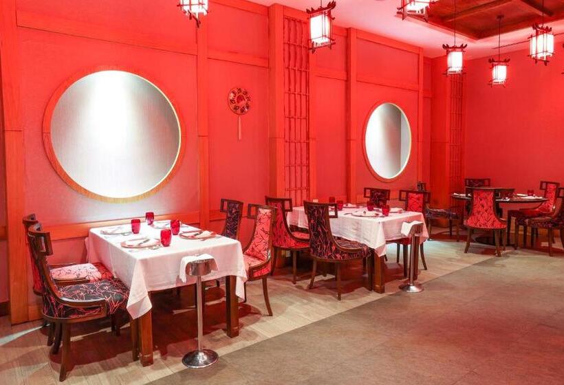 Crystal Waterworld Resort & Spa - Ultimate All Inclusive