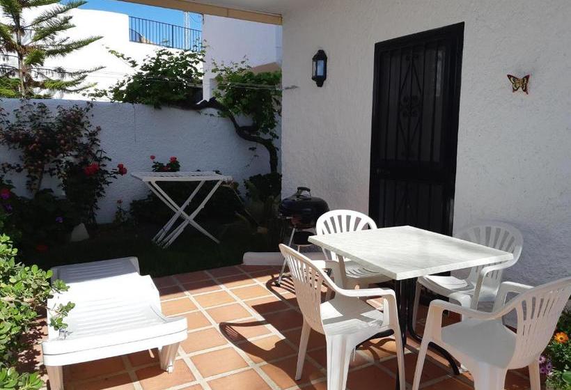 El Capistrano Nerja Guy P. Way