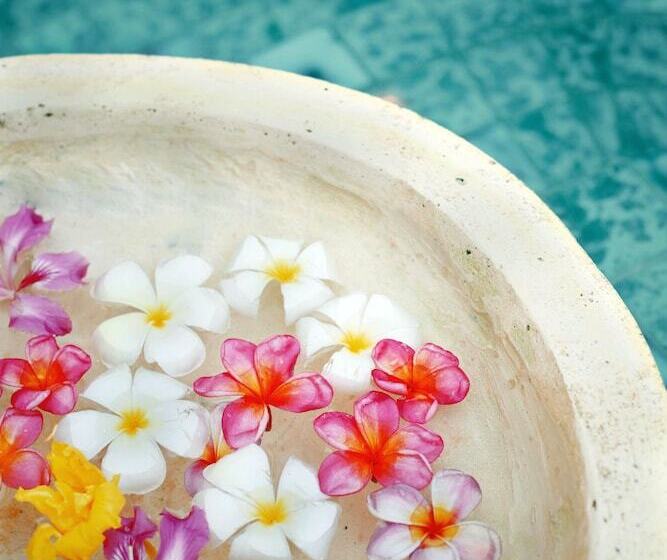 Favehotel Kuta Square