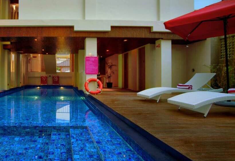 Favehotel Kuta Square