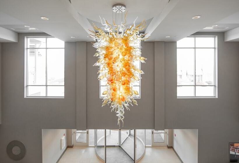 Holiday Inn Hotel & Suites Davenport, An Ihg