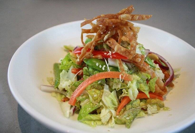 Holiday Inn Hotel & Suites Davenport, An Ihg