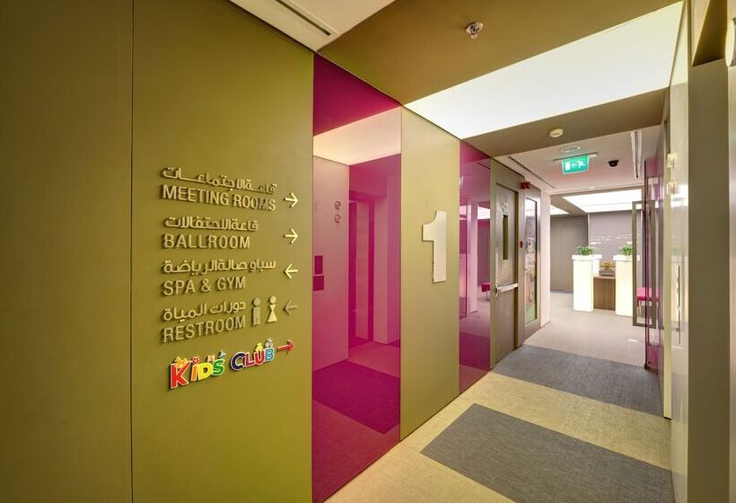 هتل 72 Sharjah Waterfront