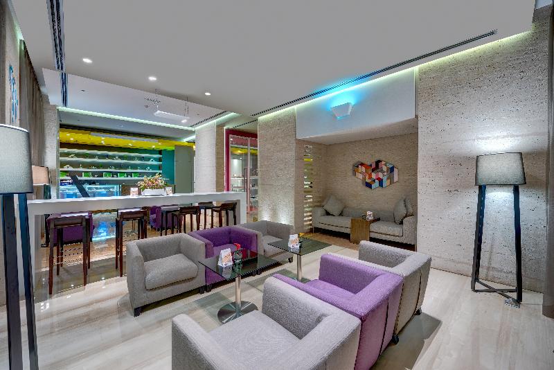 هتل 72 Sharjah Waterfront