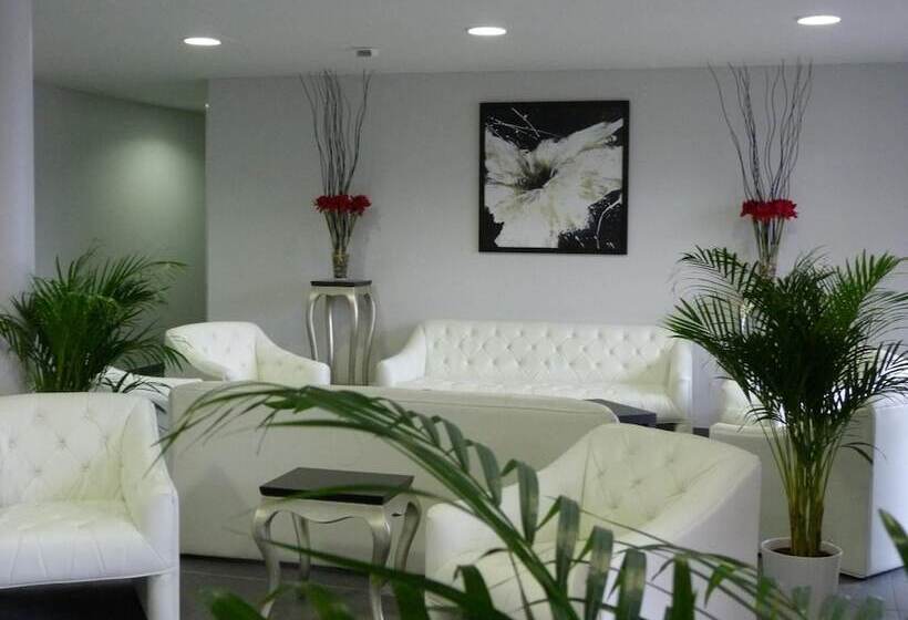 호텔 Adonis La Baule