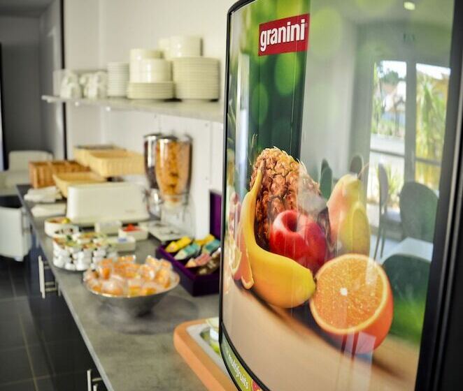 호텔 Adonis La Baule