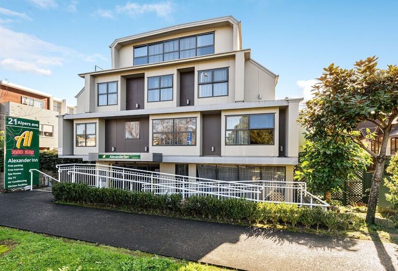 בית מלון כפרי Alexander Inn