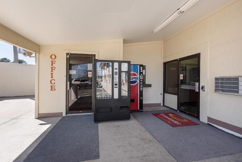 فندق Americas Best Value Inn Beatrice