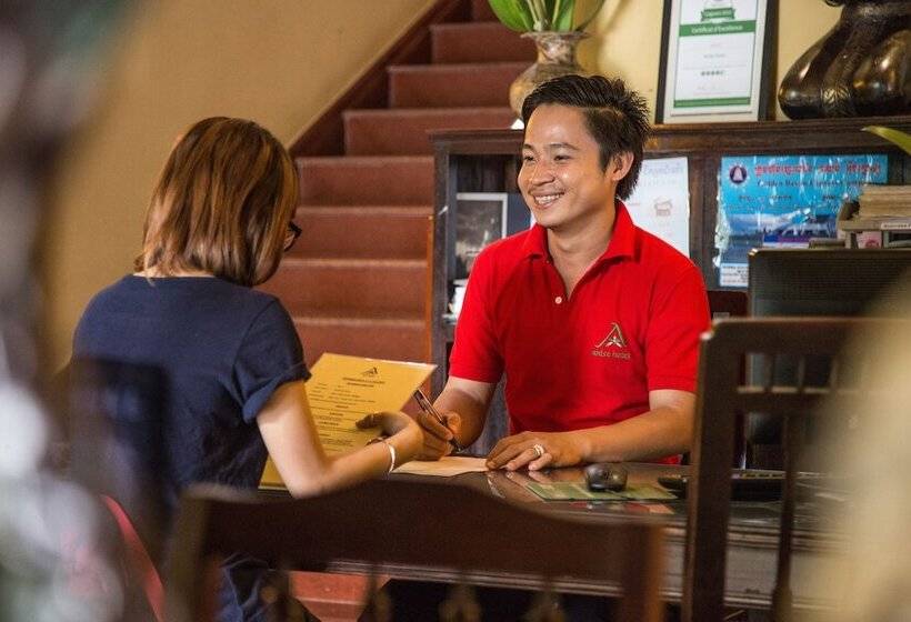 Anise Hotel & Restaurant