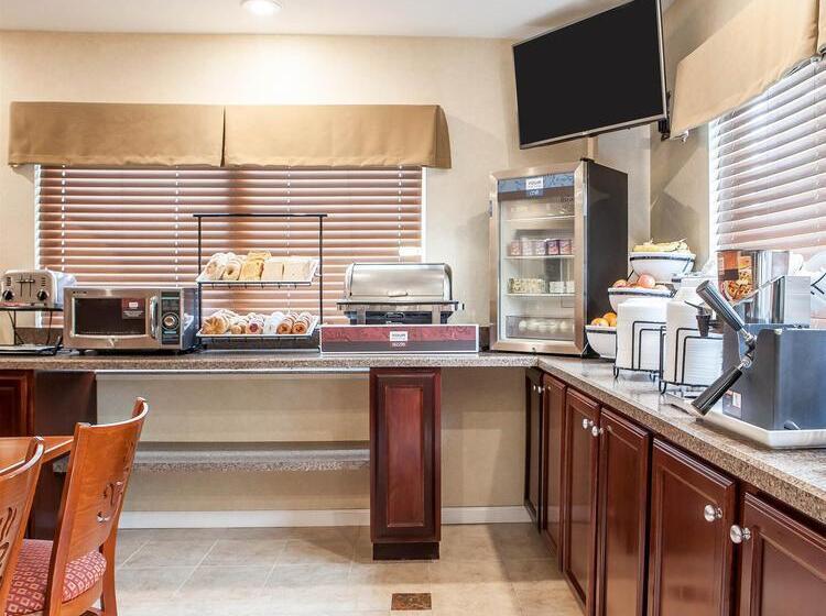 Avon Hotel   Toms River