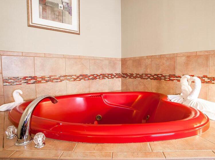 Avon Hotel   Toms River