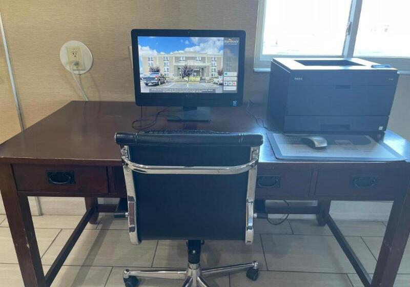 هتل Baymont By Wyndham Scranton Dunmore