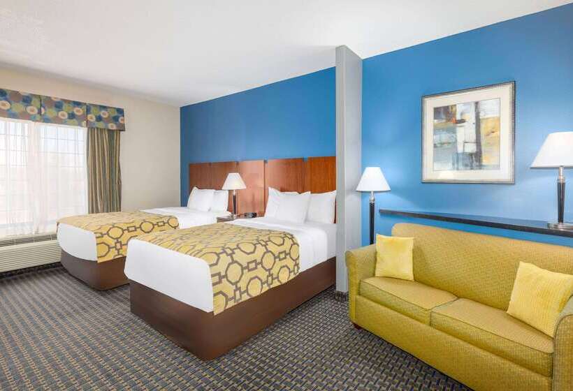 فندق Baymont By Wyndham Pratt