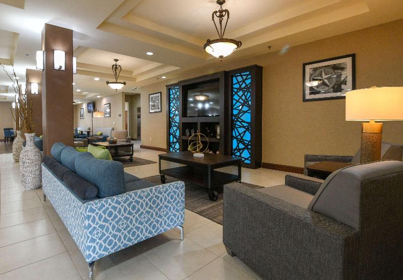 Отель Baymont Inn & Suites By Wyndham Glen Rose