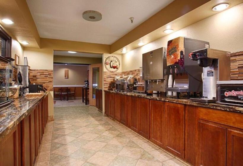 فندق Best Western Alexandria Inn