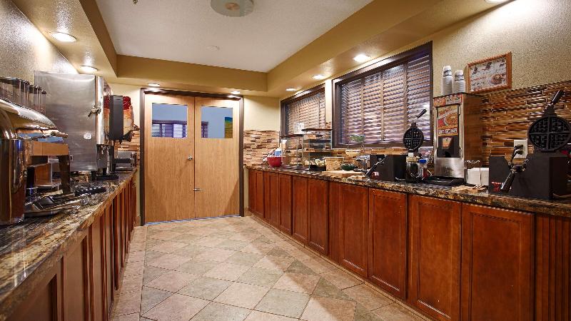 فندق Best Western Alexandria Inn