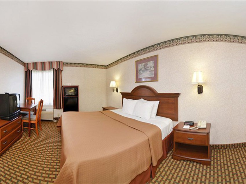 Hotel Best Western Bradbury Inn And Suites