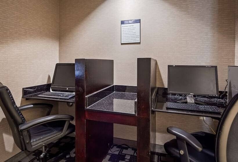 فندق Best Western Concord Inn And Suites