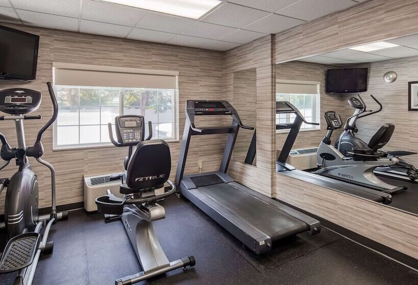 فندق Best Western Concord Inn And Suites