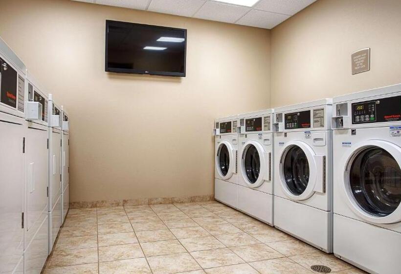 هتل Best Western North Edge Inn