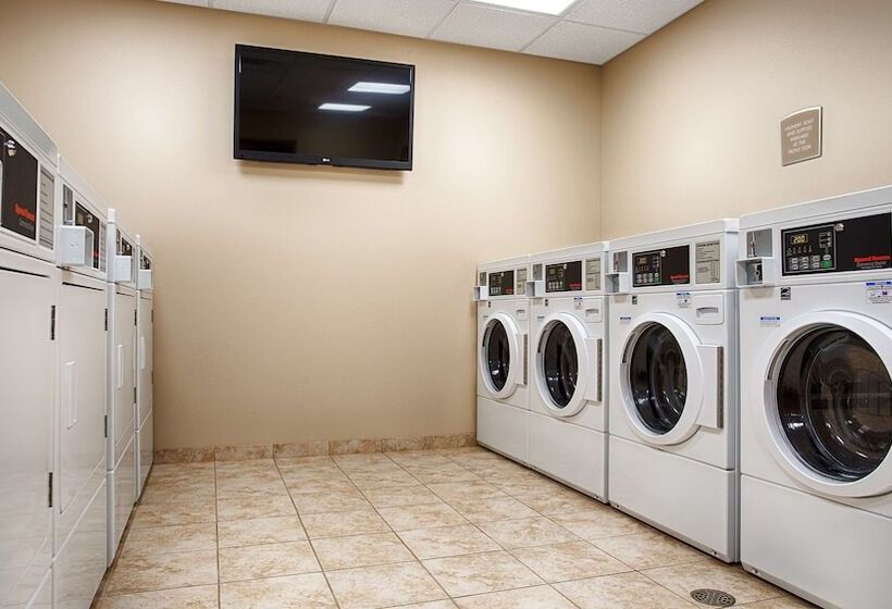 هتل Best Western North Edge Inn