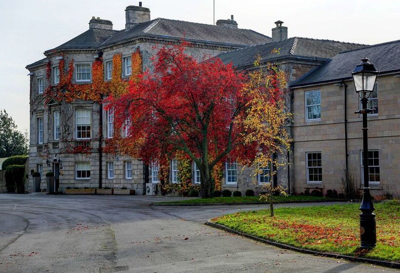 בית מלון כפרי Best Western Plus Aston Hall