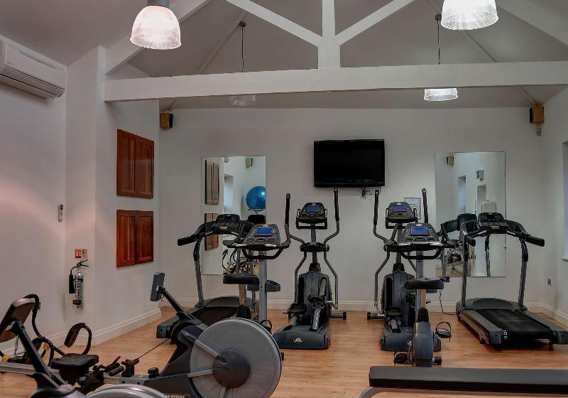 בית מלון כפרי Best Western Plus Aston Hall