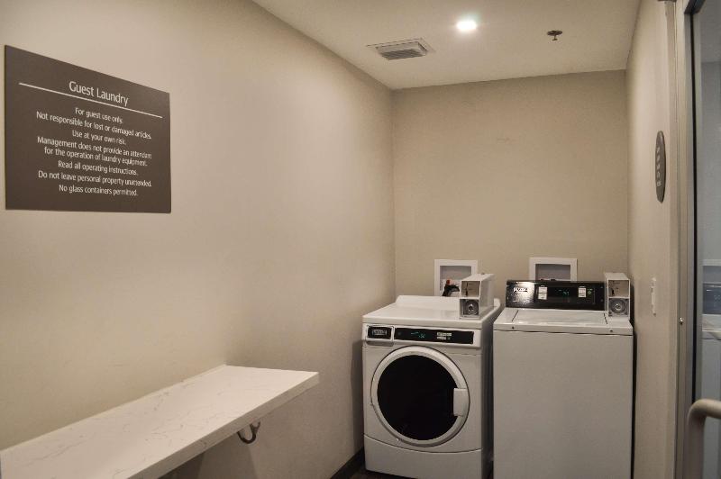 בית מלון כפרי Best Western Plus Aston Hall