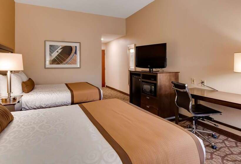בית מלון כפרי Best Western Plus Belle Meade Inn & Suites