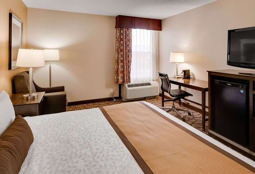 בית מלון כפרי Best Western Plus Belle Meade Inn & Suites