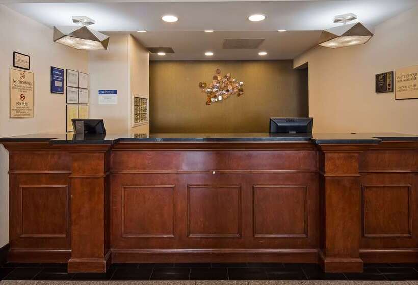 בית מלון כפרי Best Western Plus Belle Meade Inn & Suites