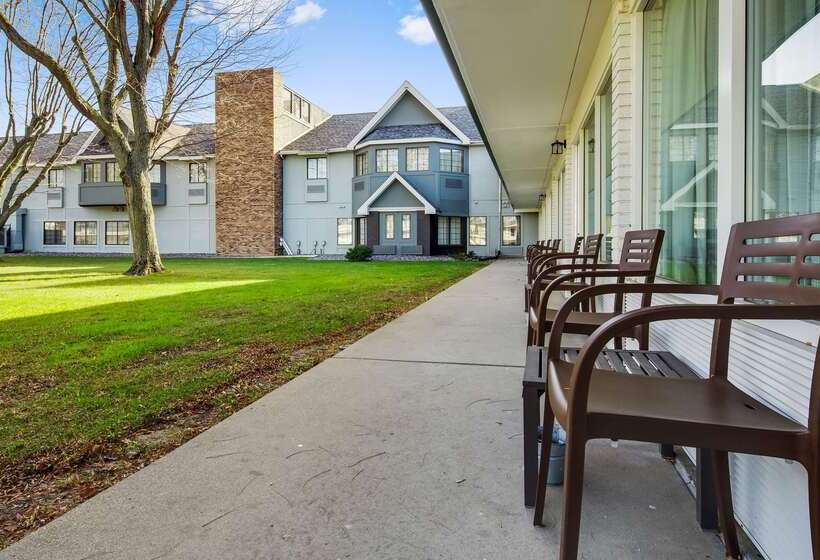 فندق Americinn By Wyndham Birch Run   Frankenmuth