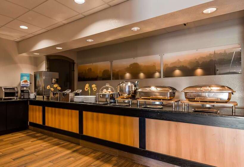 فندق Americinn By Wyndham Birch Run   Frankenmuth