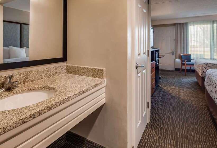 فندق Americinn By Wyndham Birch Run   Frankenmuth