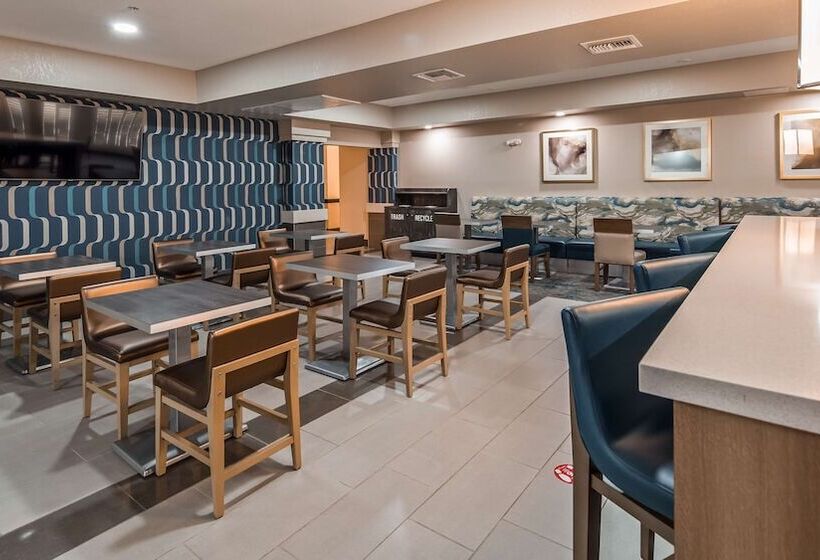 ホテル Best Western Plus Safford