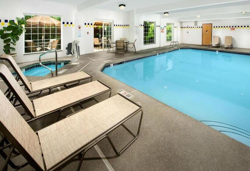 هتل Best Western Plus Vancouver Mall Drive