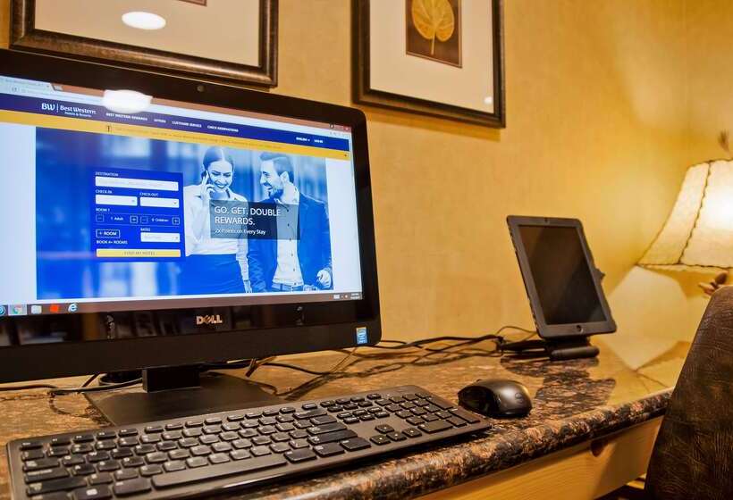 בית מלון כפרי Best Western Premier The Lodge On Lake Detroit