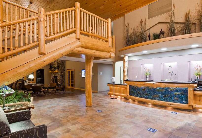 בית מלון כפרי Best Western Premier The Lodge On Lake Detroit