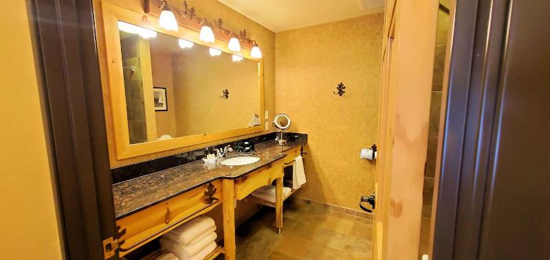 בית מלון כפרי Best Western Premier The Lodge On Lake Detroit