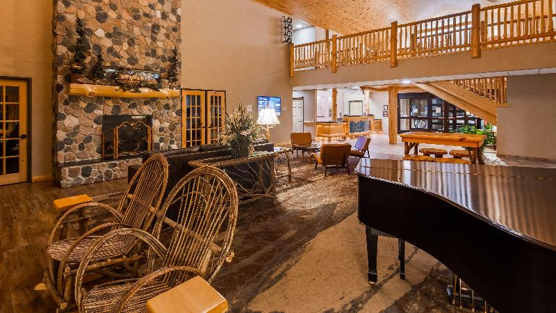 בית מלון כפרי Best Western Premier The Lodge On Lake Detroit