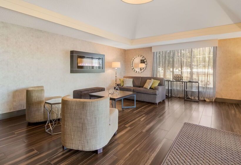 בית מלון כפרי Best Western University Inn