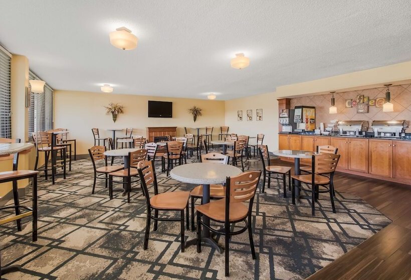 בית מלון כפרי Best Western University Inn