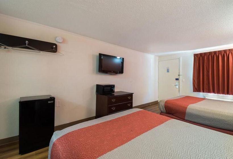 בית מלון כפרי Budget Inn Columbus West