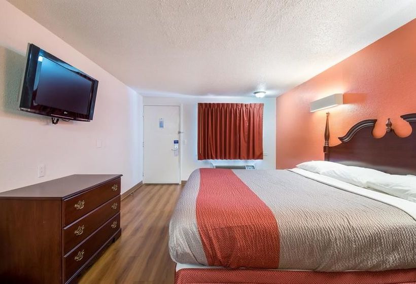 בית מלון כפרי Budget Inn Columbus West