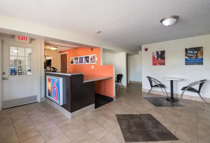 בית מלון כפרי Budget Inn Columbus West