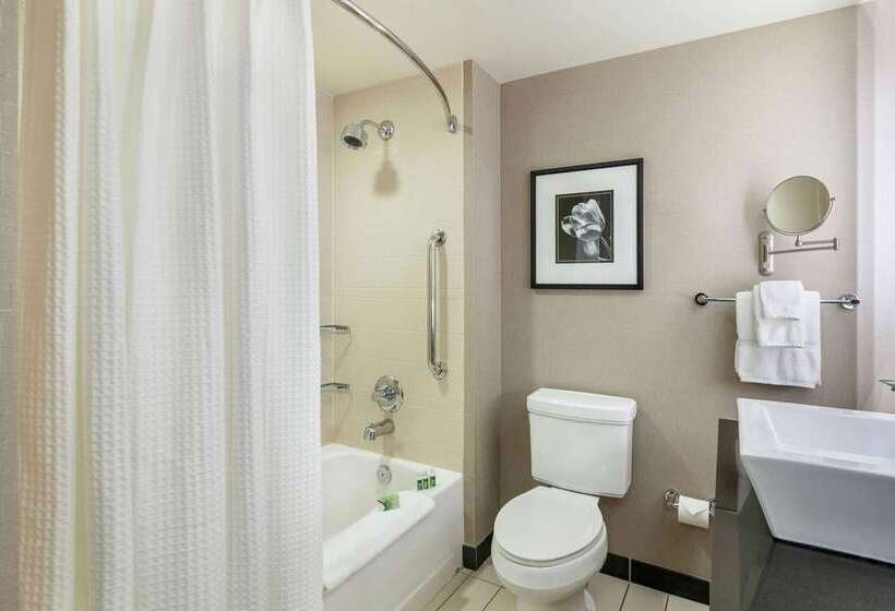 Cambria Hotel Pittsburgh Downtown