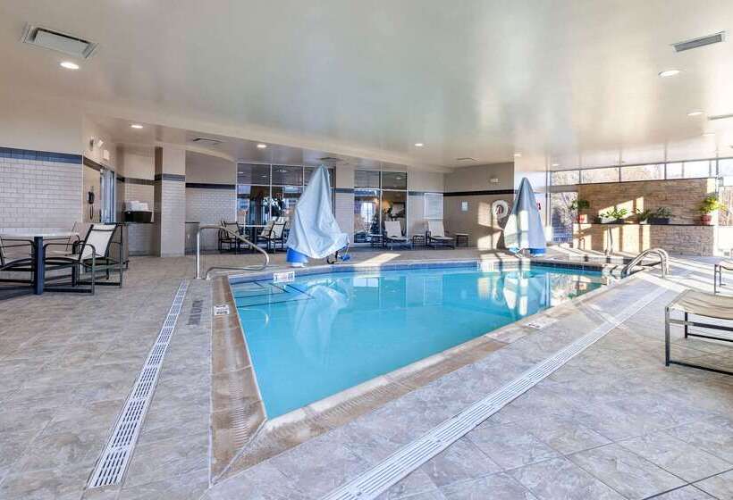 Cambria Hotel Pittsburgh Downtown